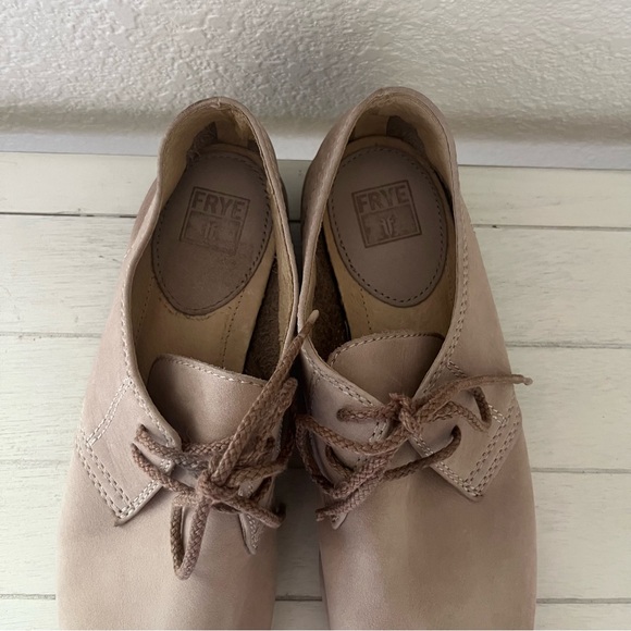 Frye Jillian Oxford Nubuck Leather Beige Shoes Loafers - Picture 4 of 10